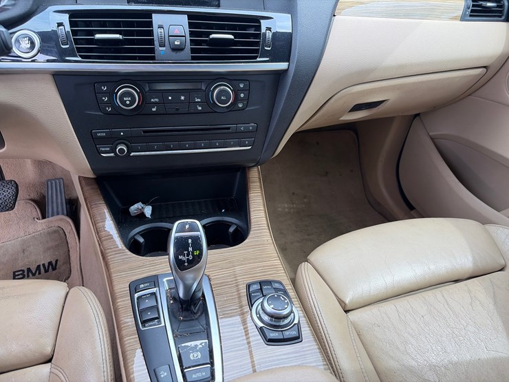 2012-bmw-x3-image-18