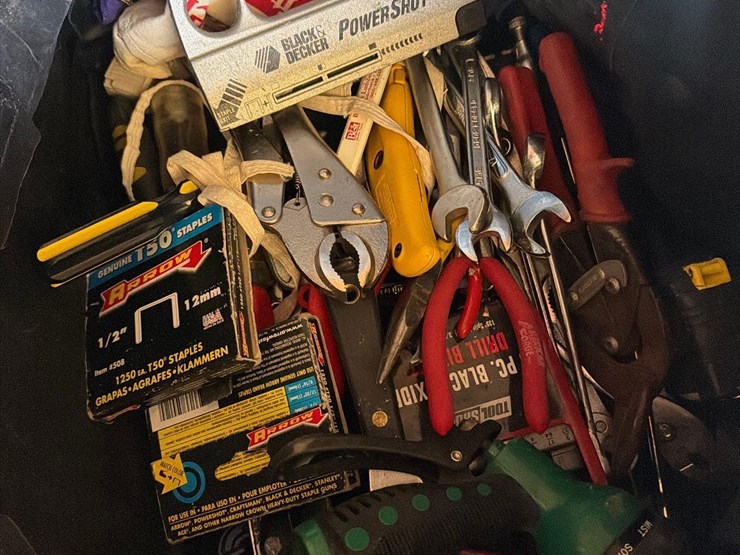 tool-bag-with-tools-image-5