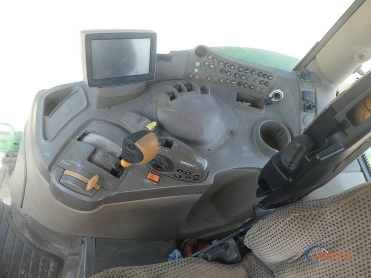 2015-john-deere-6155rh-image-11