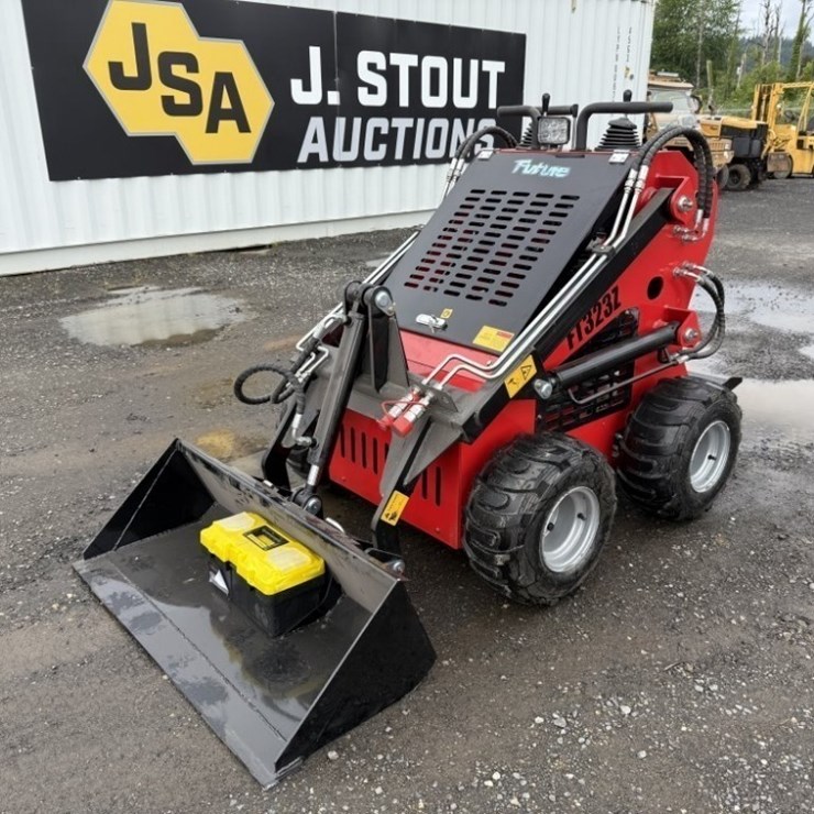 2026 Future FT-323TZ Mini Skidsteer loader