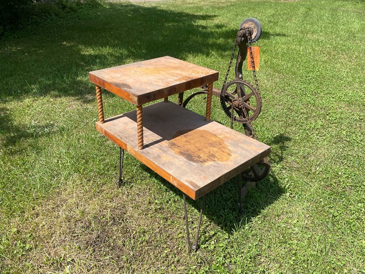 #1648-•-treadle-scroll-saw-image-3
