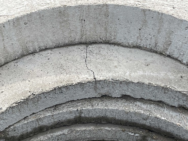 #10626-•-(3)-pallets-of-concrete-pieces-image-9