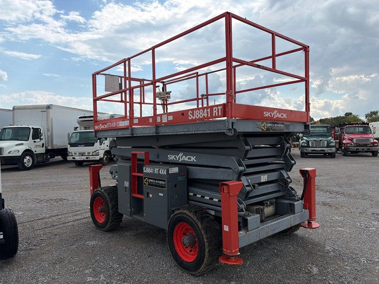 skyjack-sj8841rt-image-5