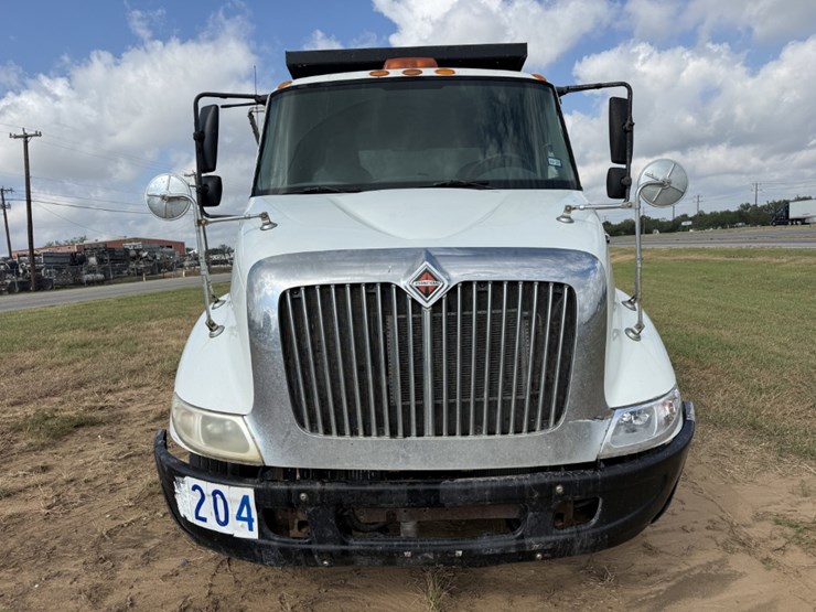 2004-international-transtar-8600-image-2