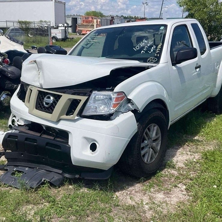 2019 NISSAN FRONTIER