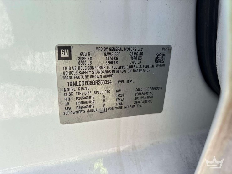 2016-chevrolet-tahoe-image-5
