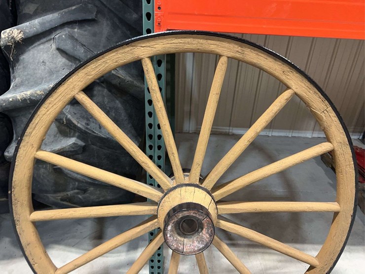 (4)-wooden-wagon-wheels-image-26