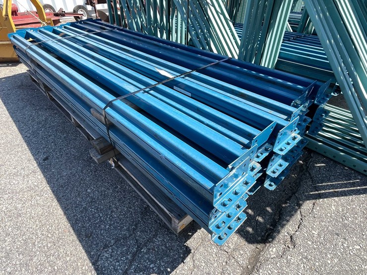 #9004-•-tear-drop-pallet-racking-(shed)-image-2