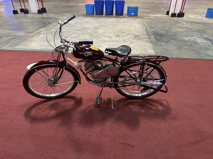 #161-•-1949-whizzer-schwinn-motorized-bicycle-image-1