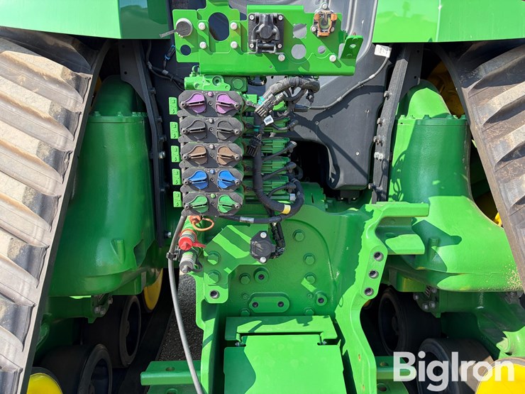 2025-john-deere-9rx-640-image-14
