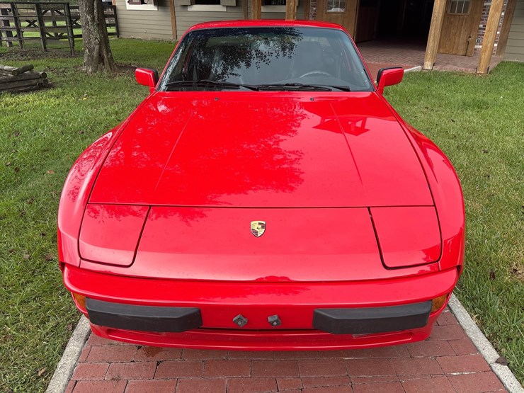 #152-•-offered-at-no-reserve-|-1987-porsche-944-image-9