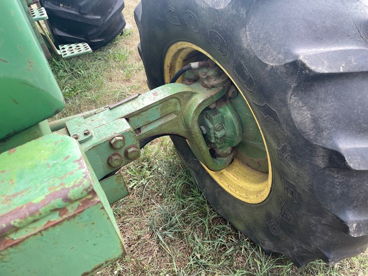 john-deere-4640-image-30