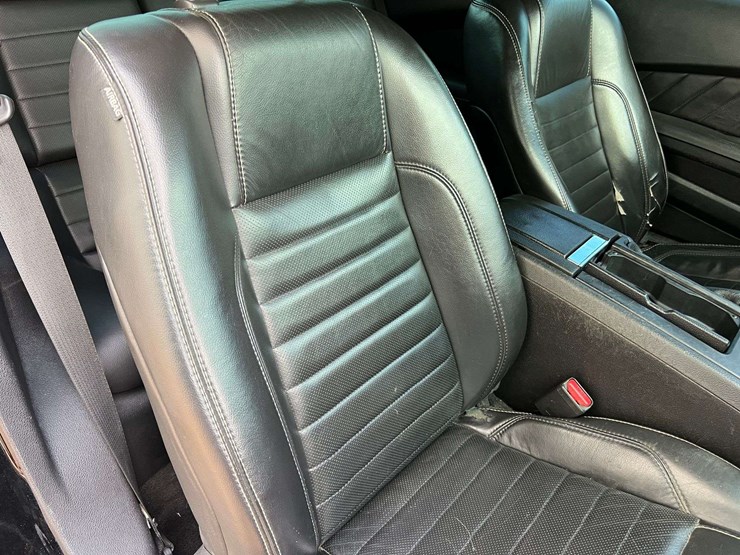 2013-ford-mustang-2-door-coupe-(245,166-miles)-image-36