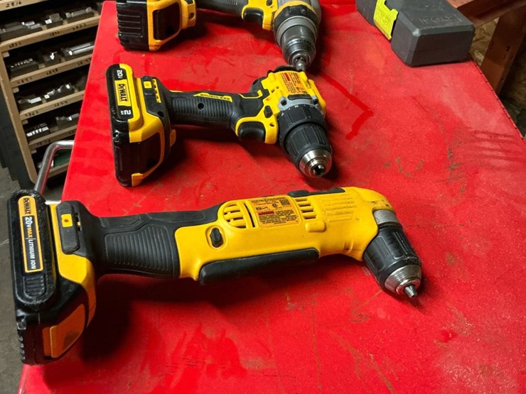 #100-•-dewalt-20v-max-brushless-power-tool-lot-with-batteries-&-ryobi-bit-set-image-2