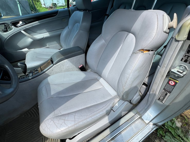 #103-•-2001-mercedes-benz-clk-430-convertible-(has-mn-title)-image-14