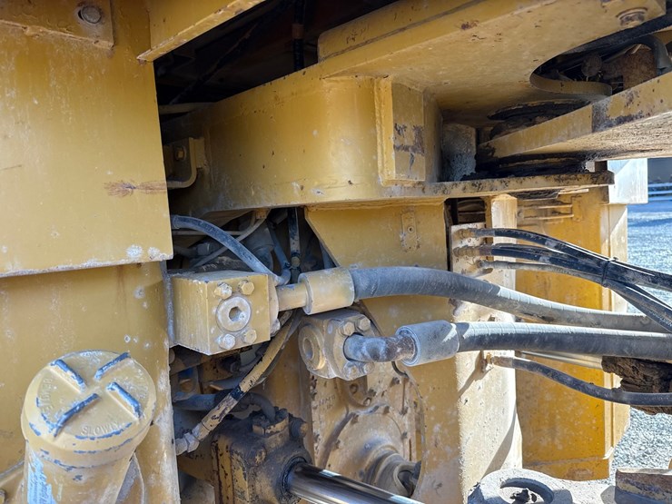 caterpillar-980c-image-59