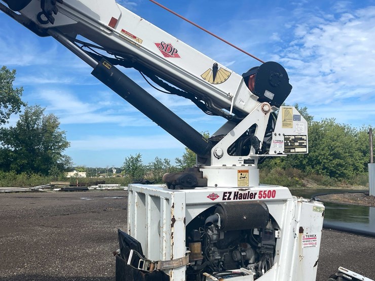 2012-sdp-ez-hauler-5500-image-6