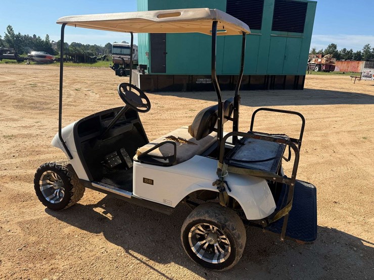 ezgo-golf-cart-image-2