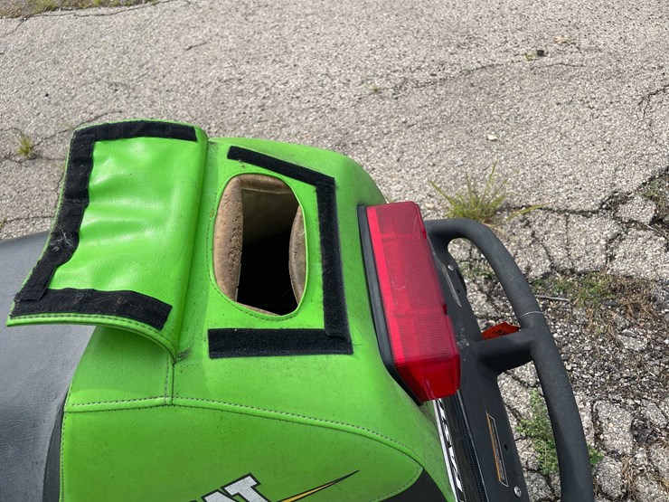#10634-•-arctic-cat-snow-mobile-image-9