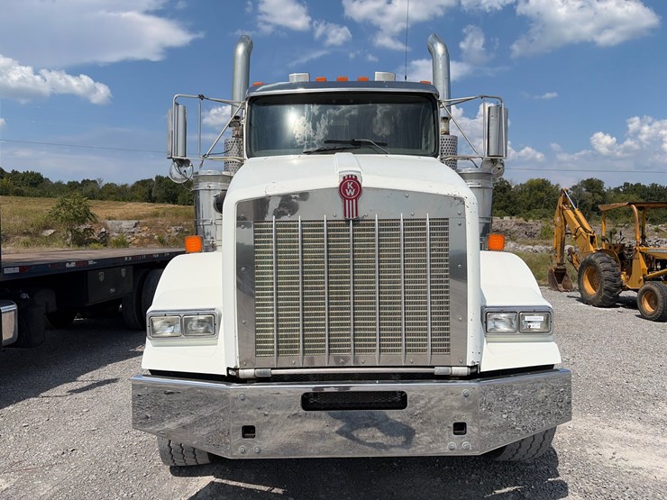 2007-kenworth-t800-image-11