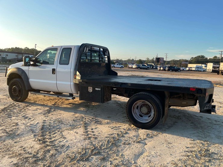 2013-ford-f550-image-2
