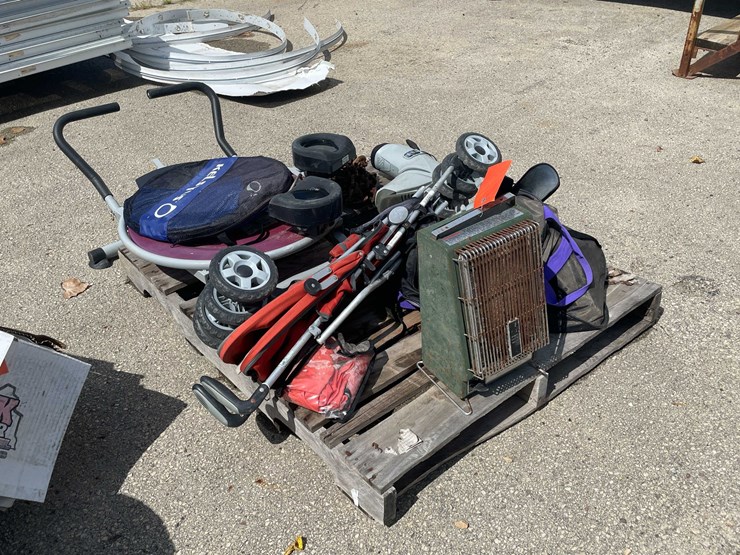 #10549-•-pallet-of-misc.-sporting-goods-image-3