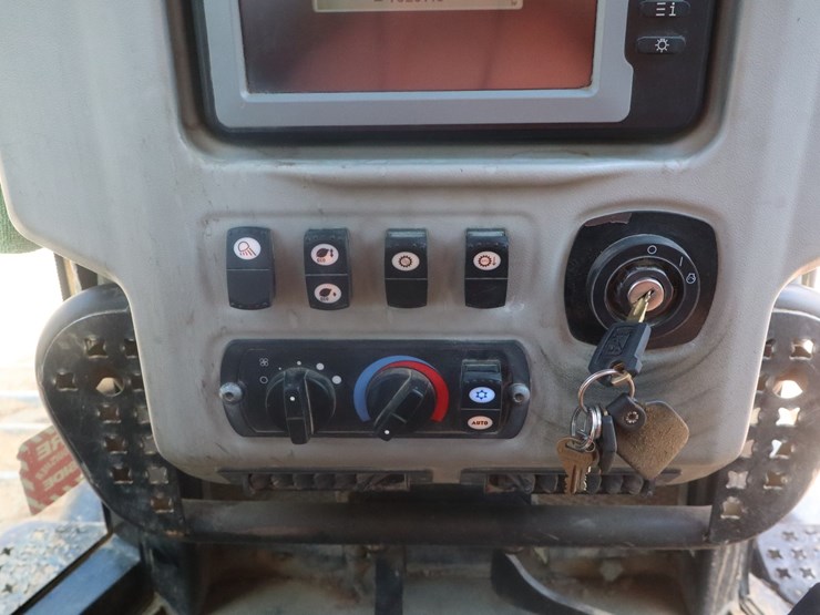 2014-caterpillar-d6n-image-33