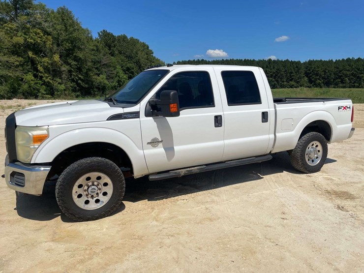 2011-ford-f250-image-1
