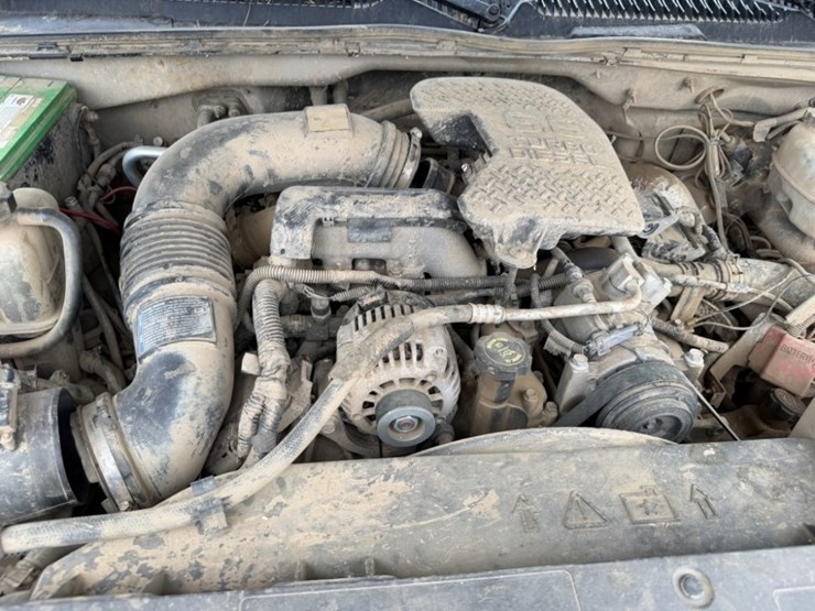 2005-chevrolet-silverado-2500-image-18