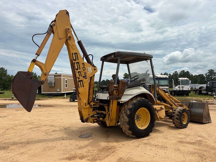 new-holland-555e-image-3