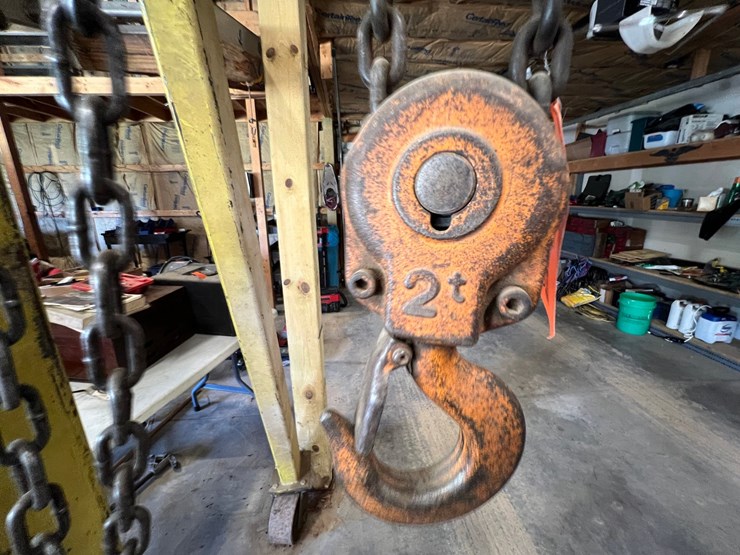 #5710-•-hoist-on-wheels-image-5
