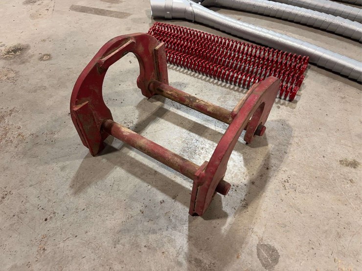 international-harvester-wheel-wedge-pusher,-grain-drill,-rake,-and-three-point-parts-image-7