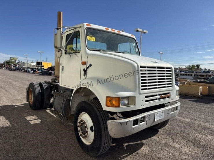 1990-international-7100-image-4