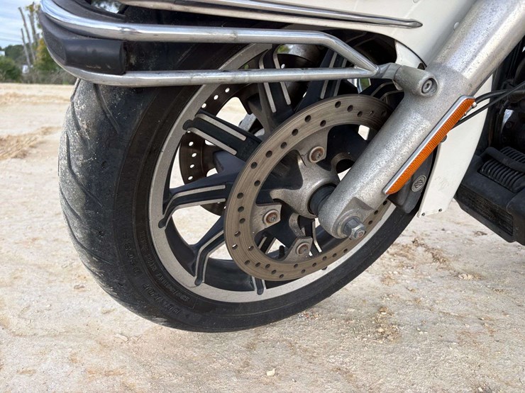 2015-harley-davidson-road-king-flhp-police-motorcycle-(38,654-miles)-image-6
