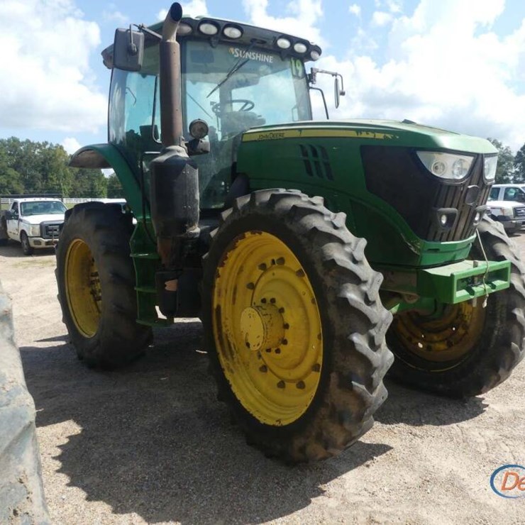 2016 JOHN DEERE 6155RH