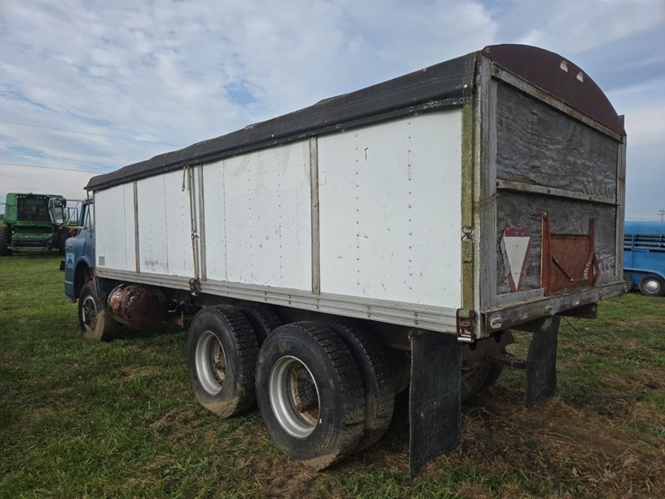 ford-800-image-15