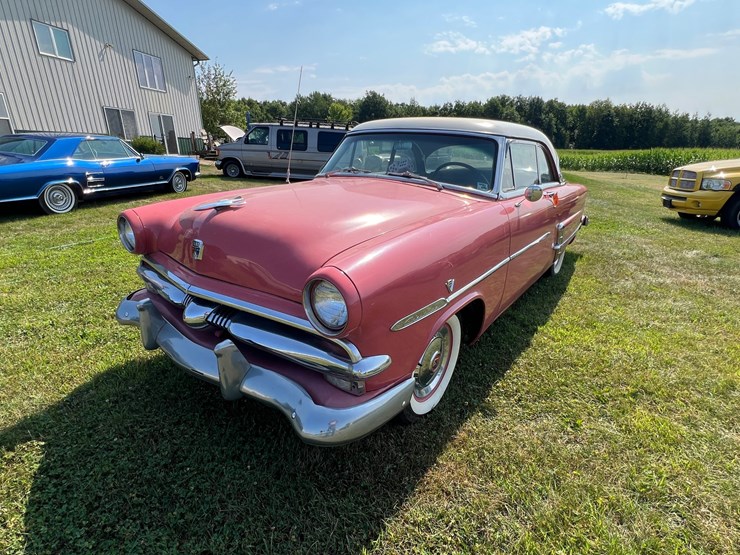 #101-•-1953-ford-victoria-crestline-(no-title)-image-8