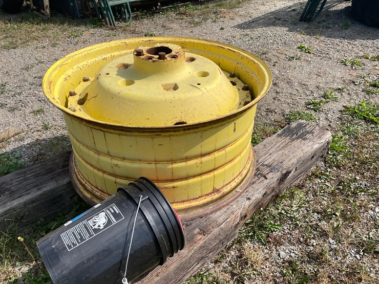 #6216-•-tractor-rims-image-4