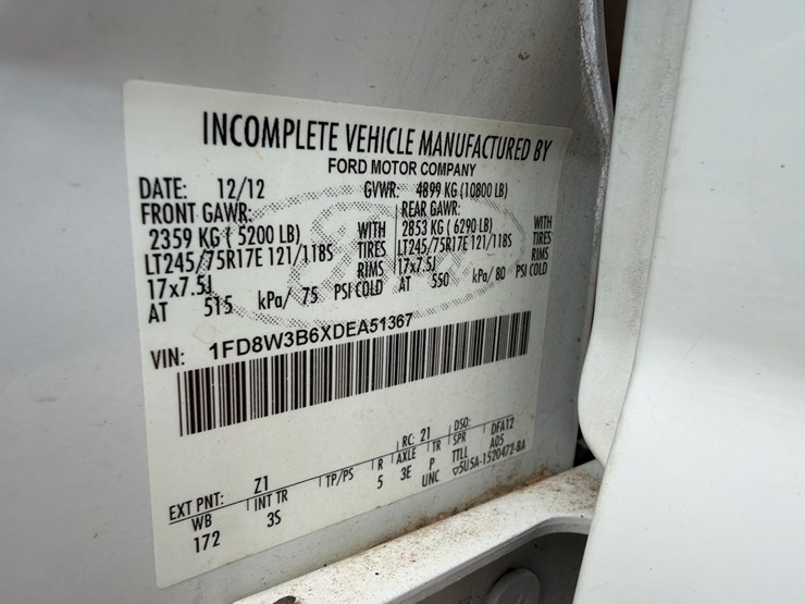 2013-ford-f350-image-23