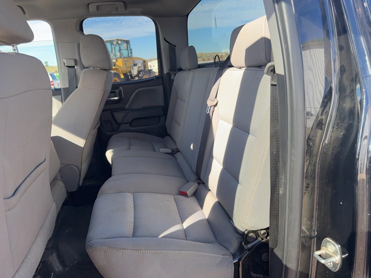2019-chevrolet-silverado-1500-image-11