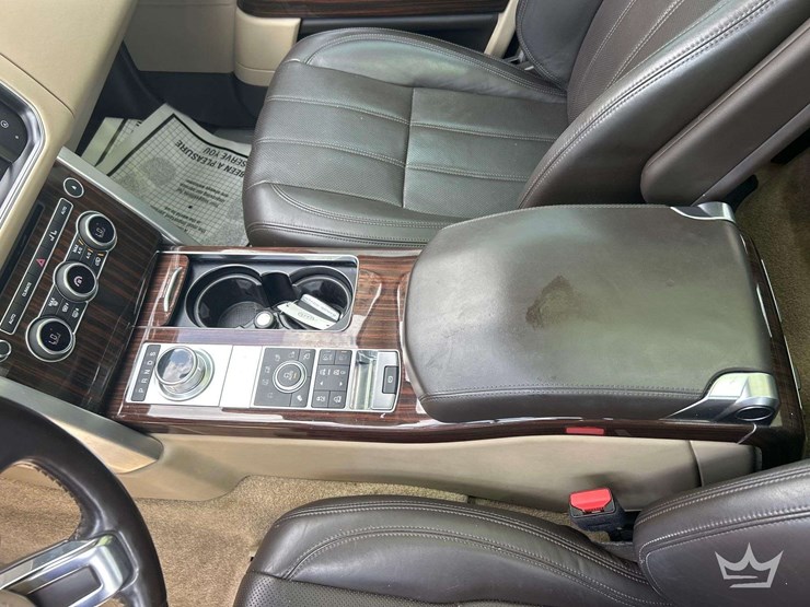 2016-land-rover-range-rover-image-19