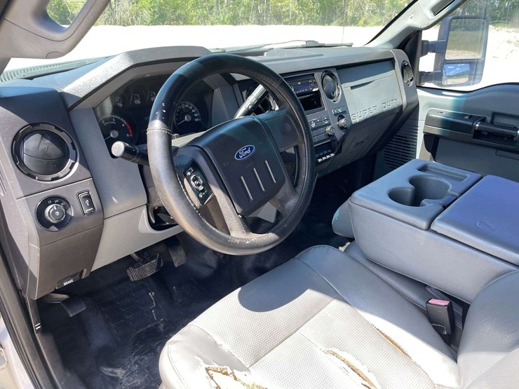 2011-ford-f250-image-11