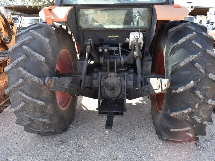 kubota-m9000-image-7