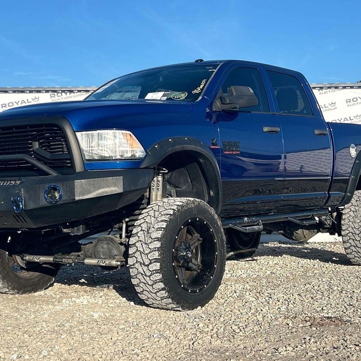 2015 DODGE 2500