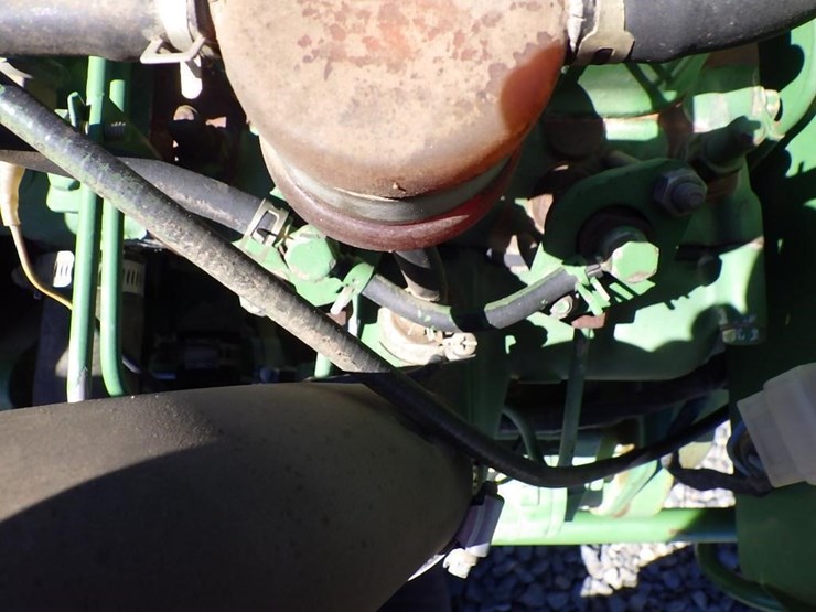 john-deere-650-image-12