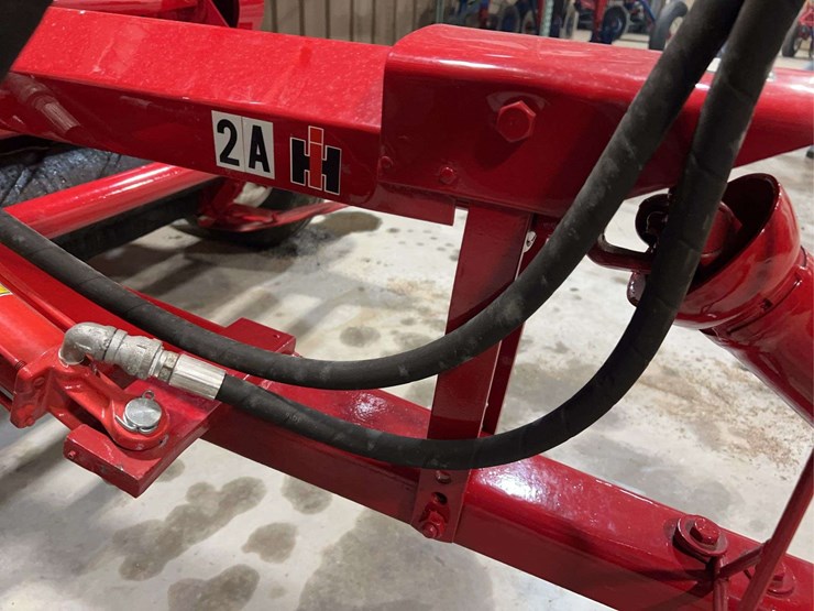 international-harvester-2a-6’-hay-conditioner-image-9