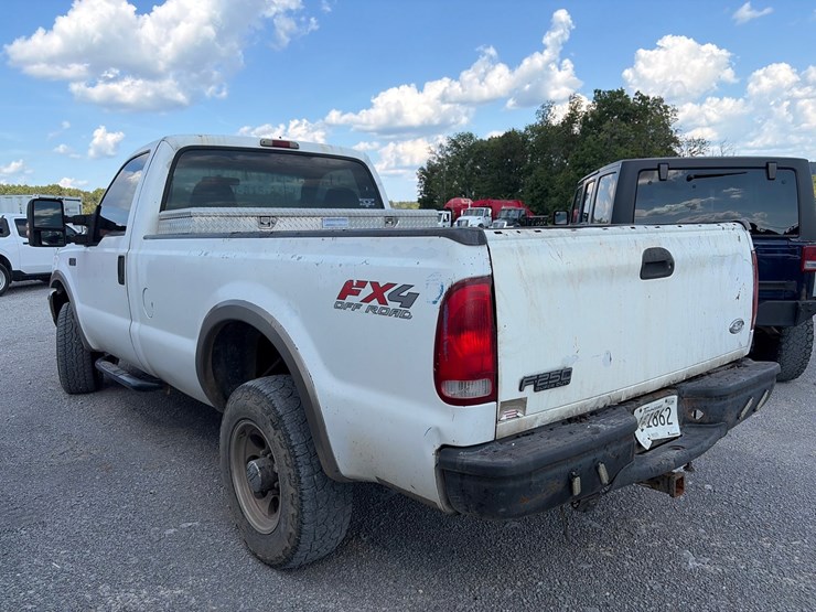 2001-ford-f250-xl-image-5