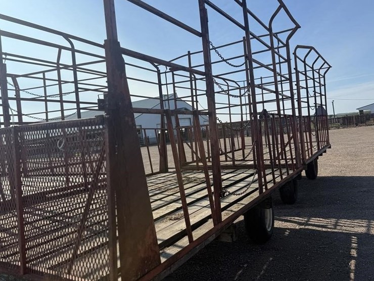 #106-•-16'-bale-rack-image-2