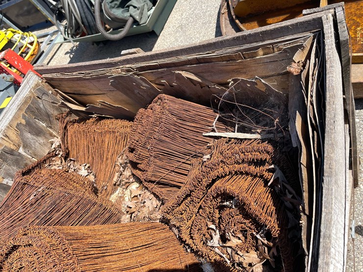 #9124-•-crate-of-concrete-wire-(o10)-image-8