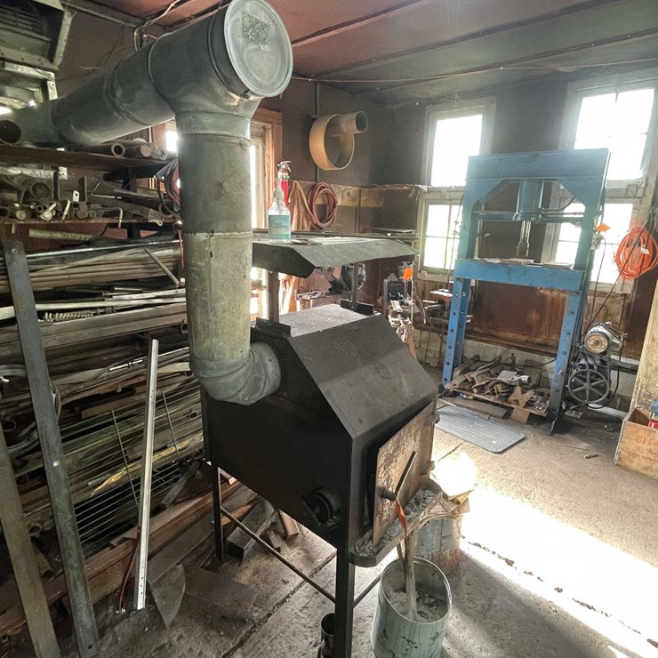 #1684 • Heavy Duty Wood Burner